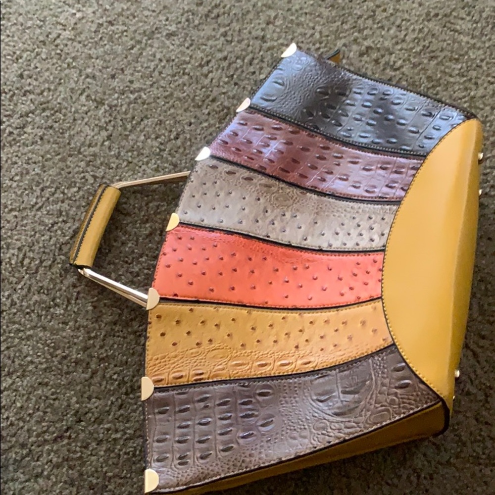 Multi colored purse - Picture 2 of 5